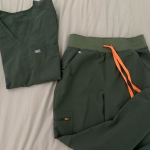 Figs scrubs